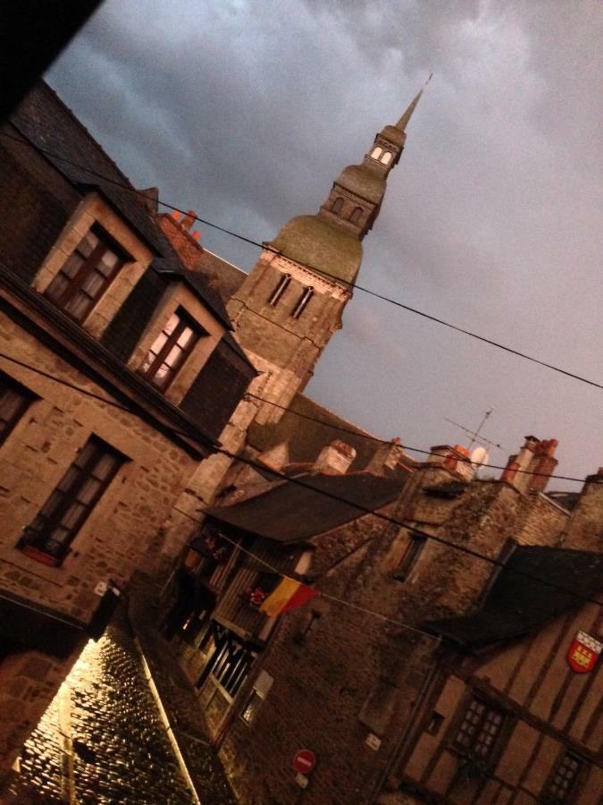 La Re-Naissance Villa Dinan Buitenkant foto